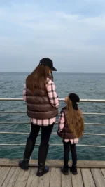 Безрукавка шоколад жіноча та дитяча